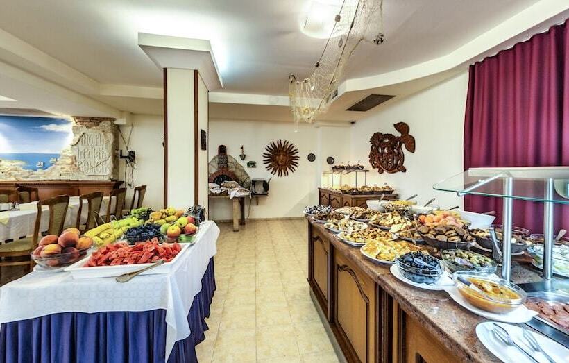 Отель Villa List