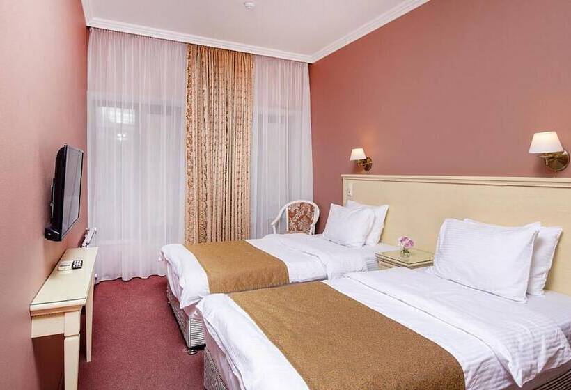 فندق Yards Of Capella