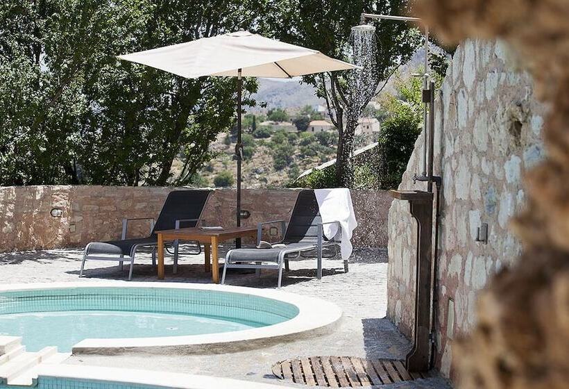 Kastellos Village   Central Complex