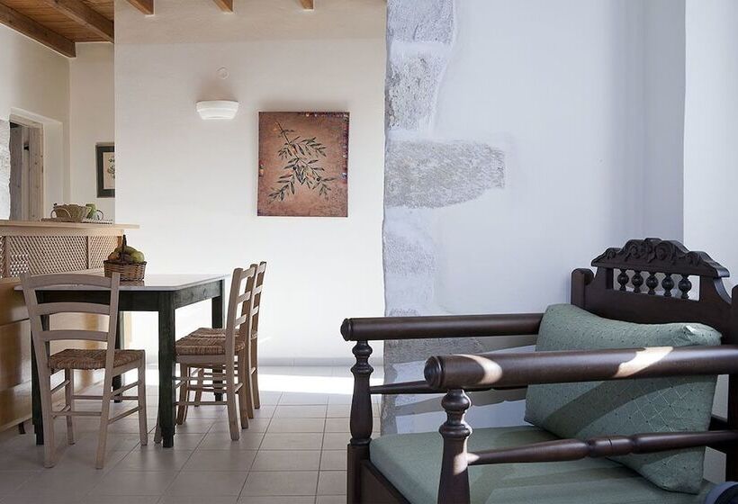 Kastellos Village   Central Complex