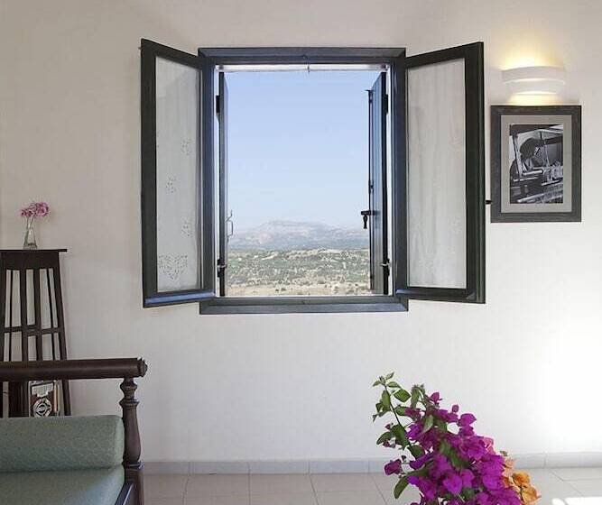 Kastellos Village   Central Complex