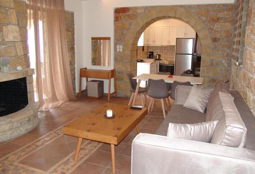 Kolokotronis Hotel & Spa