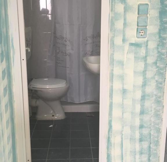 Kostas Rooms & Apartments