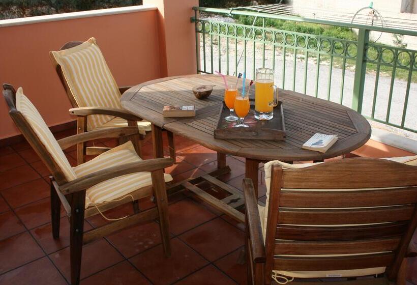 Lagoon View Apartments   Adults Only