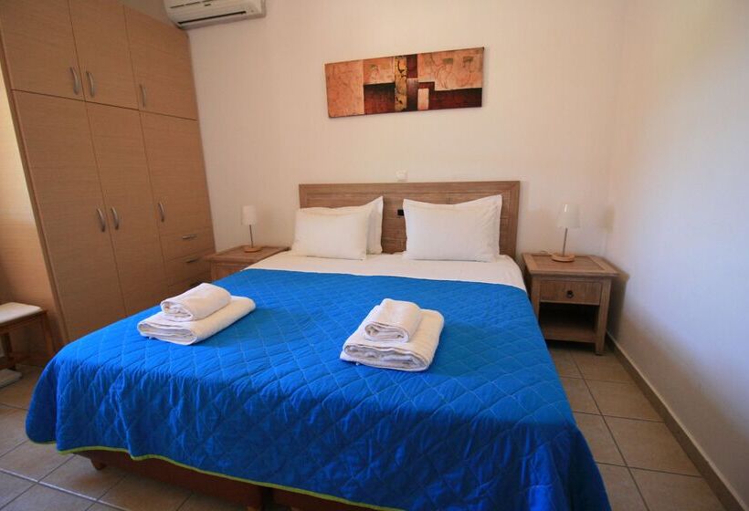 Lagoon View Apartments   Adults Only