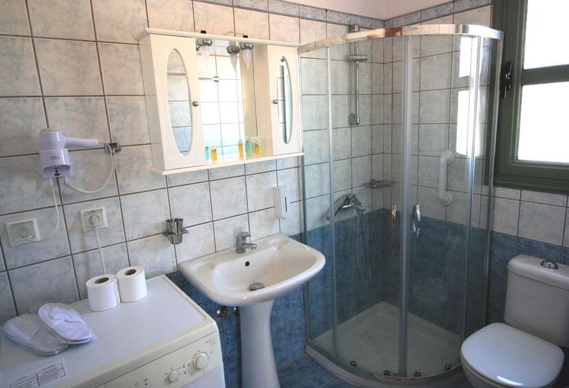 Lagoon View Apartments   Adults Only