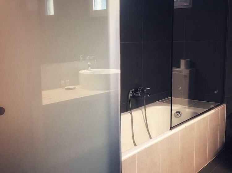 Leonidaion Guesthouse