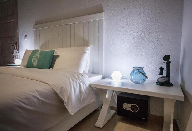 Maya's Boutique Residence