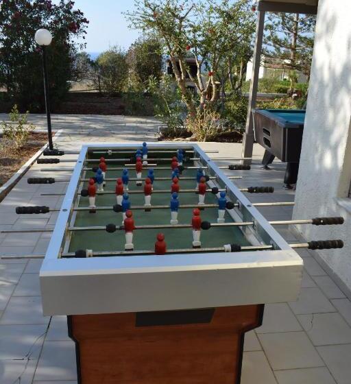 Panorama Seaview Studios & Apartments