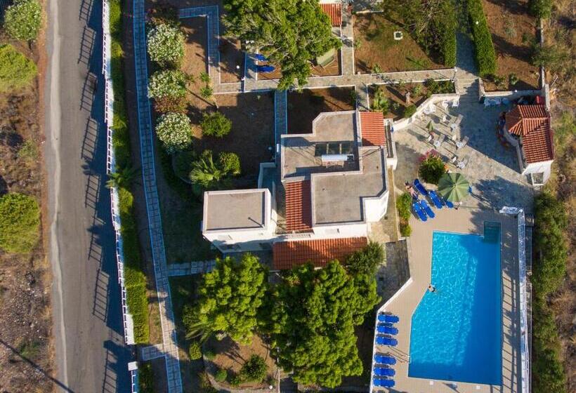 Panorama Seaview Studios & Apartments