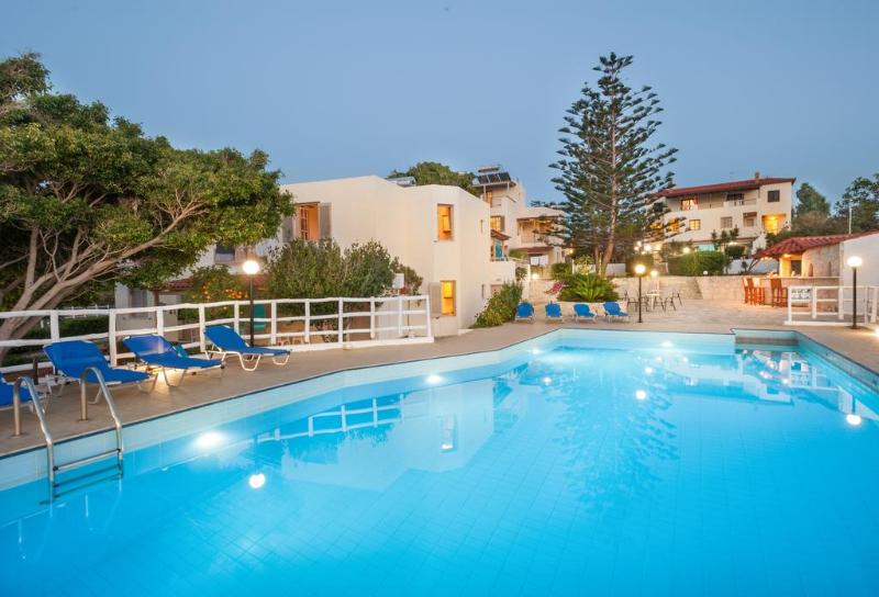 Panorama Seaview Studios & Apartments