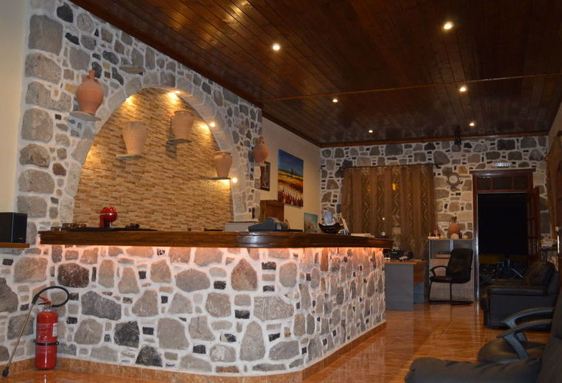 بنسيون Romantzo