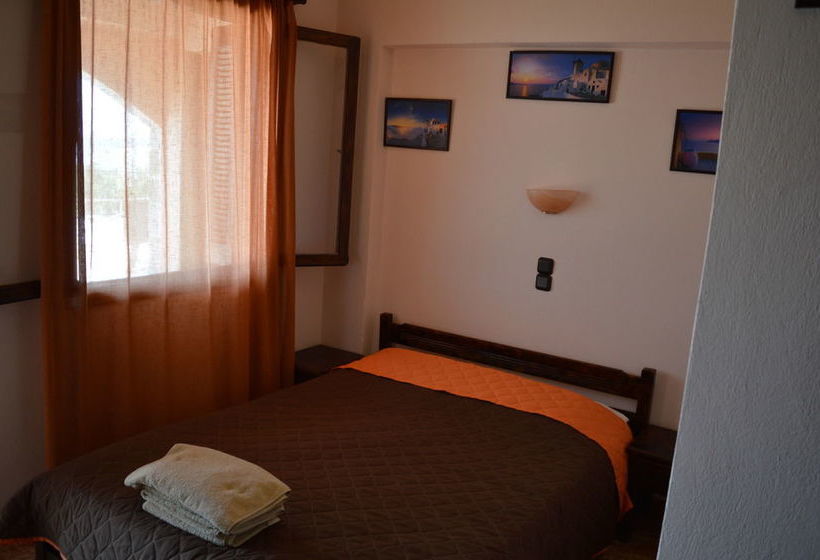 بنسيون Romantzo