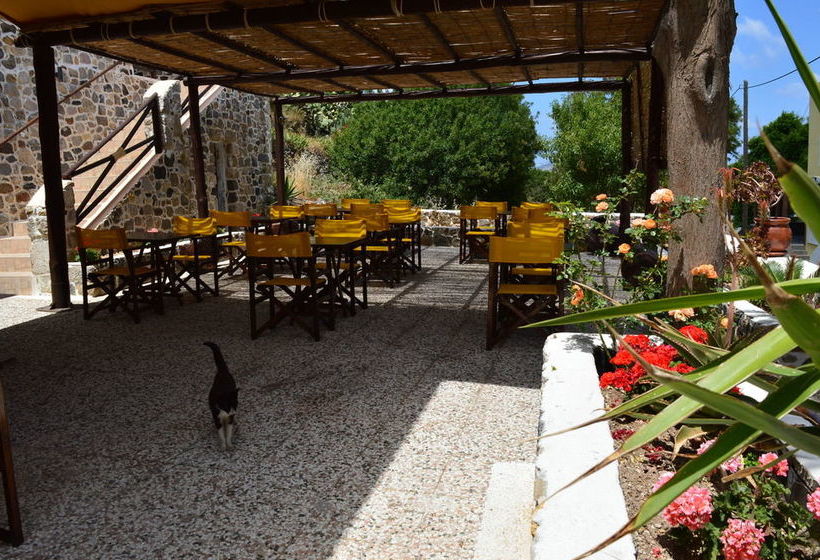 بنسيون Romantzo