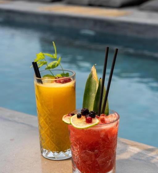 Sea Rock & Sky Private Mykonos Residence