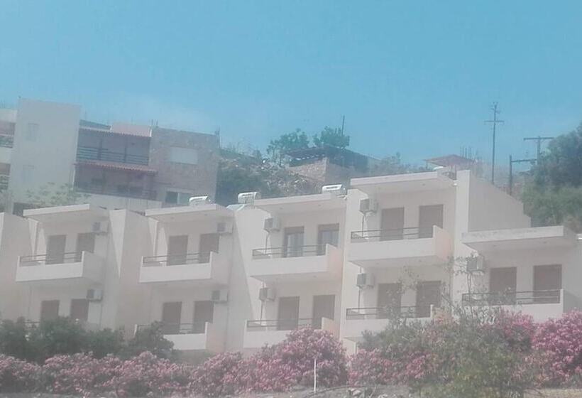 Sfinias Apartments