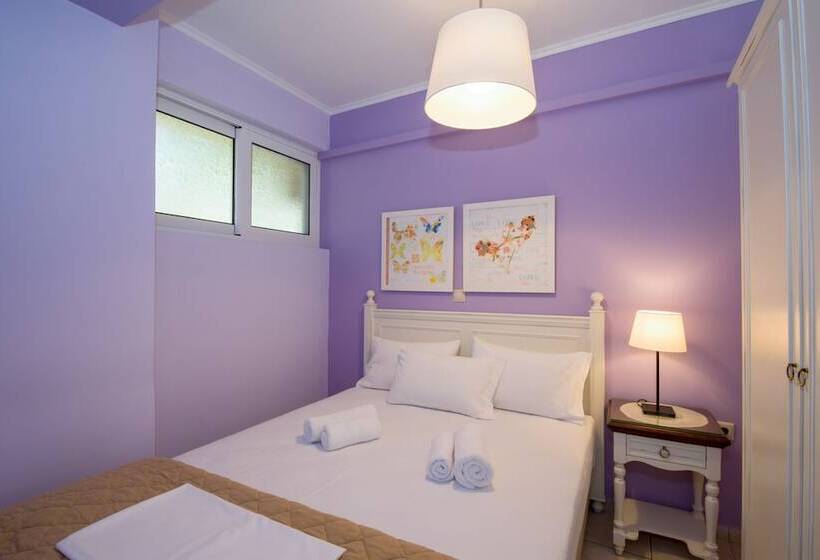 Stamatakis Boutique Studios