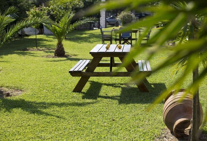 Villa Elia Resort