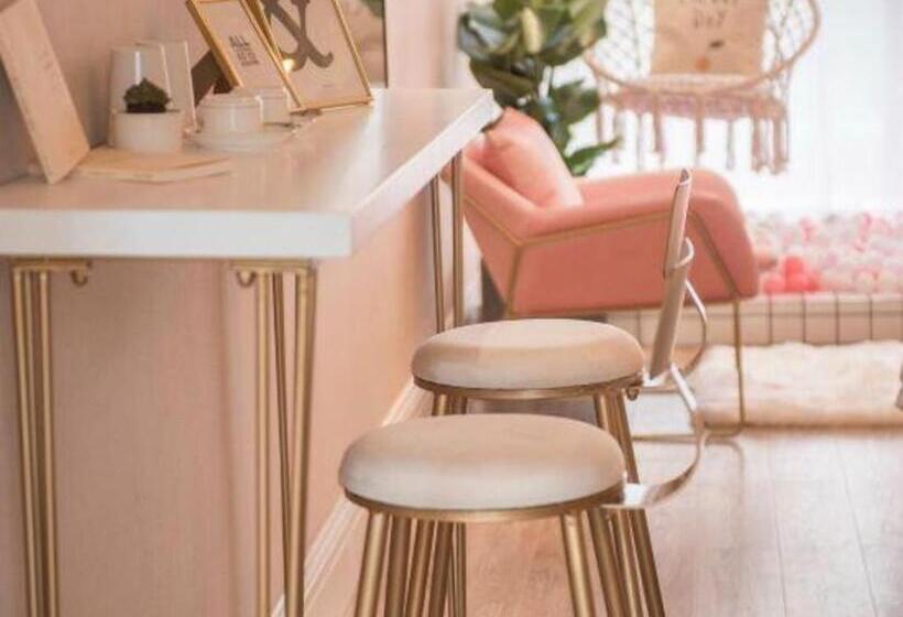 ホテル Super 8 By Wyndham Shifang Urban Rail Transportation College