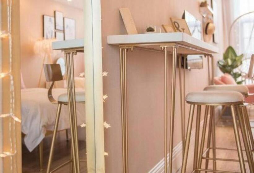 فندق Super 8 By Wyndham Shifang Urban Rail Transportation College