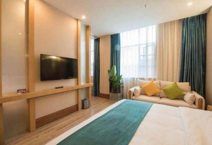 فندق Super 8 By Wyndham Shifang Urban Rail Transportation College