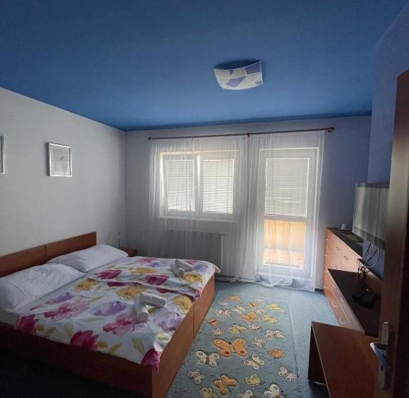 בית מלון כפרי Apartmány, Penzion, Wellness U Zlaté Rybky