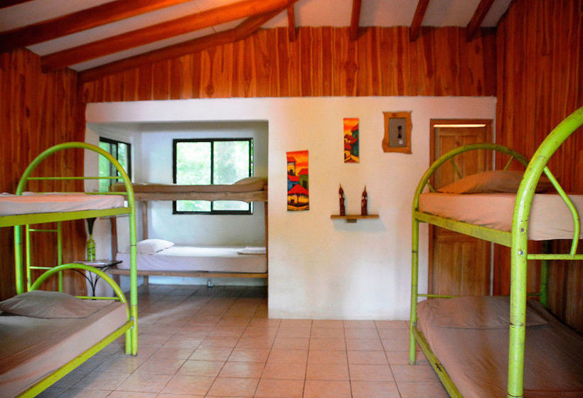 Общежитие Casa Del Mar Surf Destiny