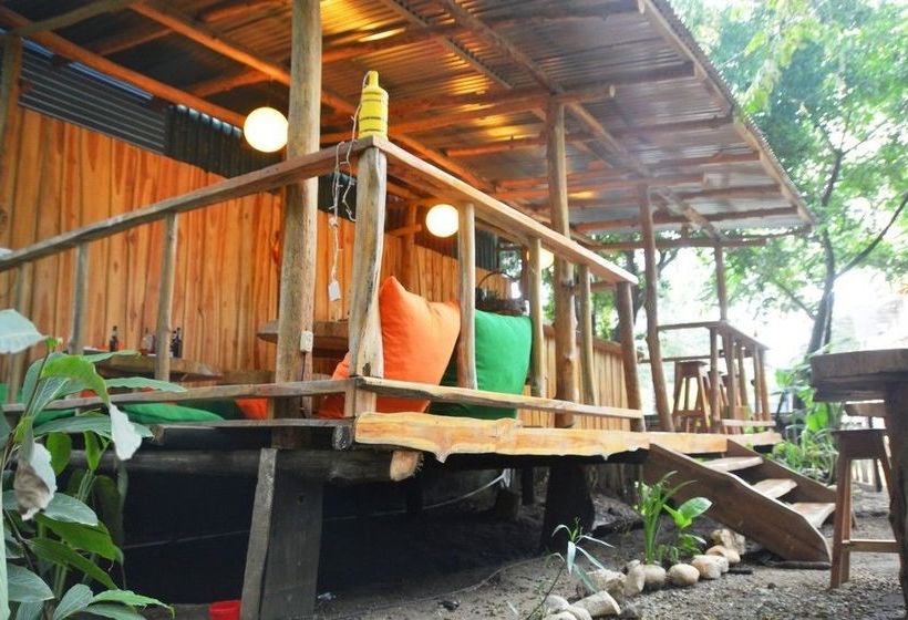 Общежитие Casa Del Mar Surf Destiny