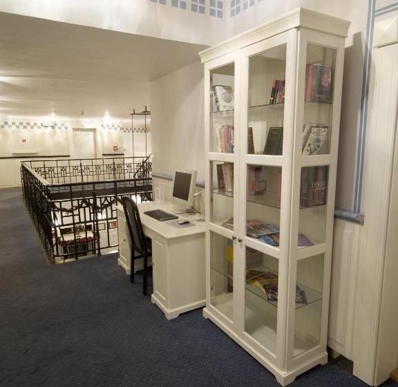 Art Deco Hotel Hoffmann