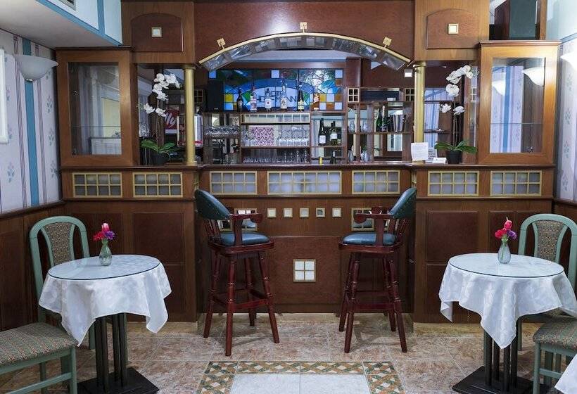 Art Deco Hotel Hoffmann