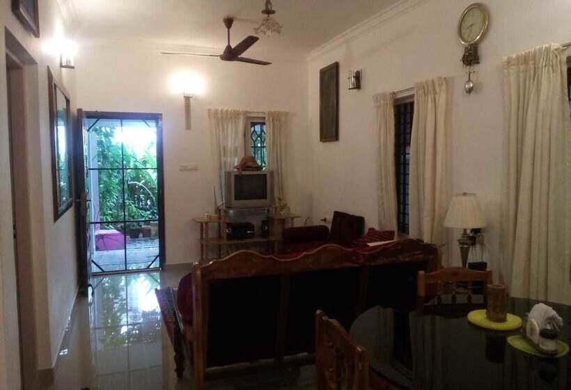 Bed and Breakfast Nathan S Holiday Home