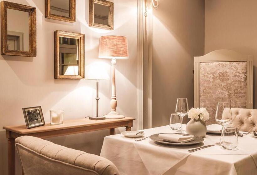 Boutique Hotel U Solné Brány