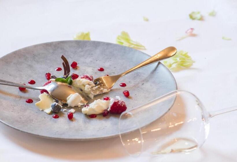 Boutique Hotel U Solné Brány