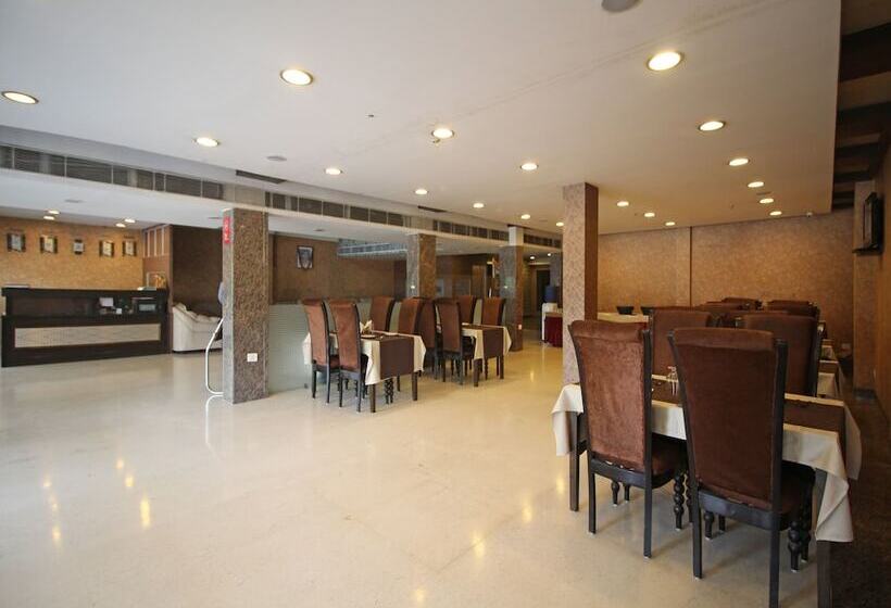 Capital O 7331 Hotel Downtown