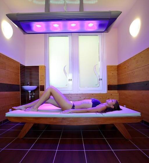 Equitana Hotel Resort