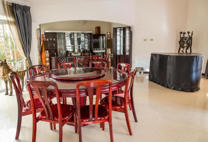 فندق Alameda Cariari Boutique