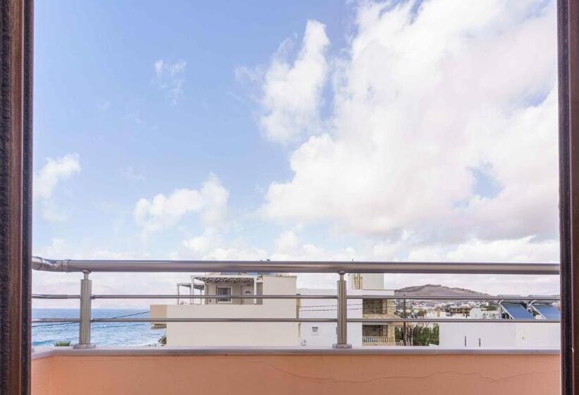 فندق Alexander Beach