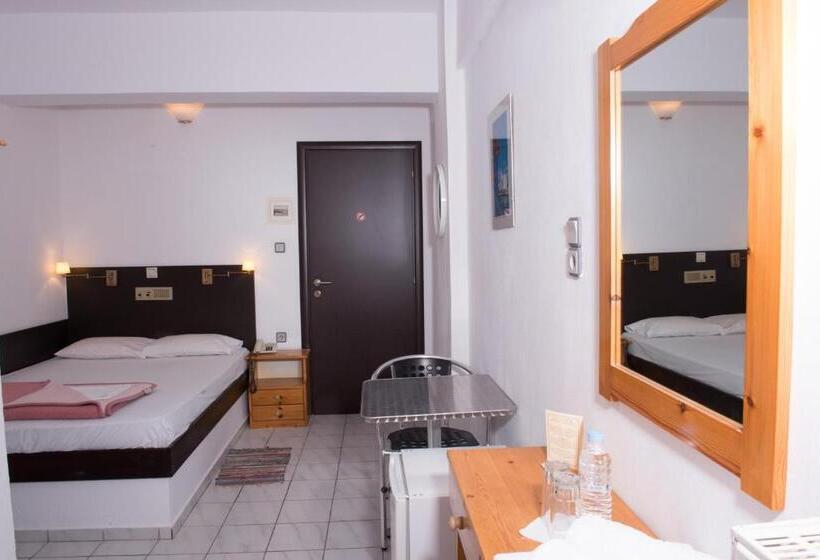 فندق Alexander Beach