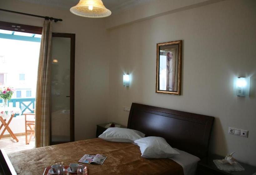 Отель Amalia Studios