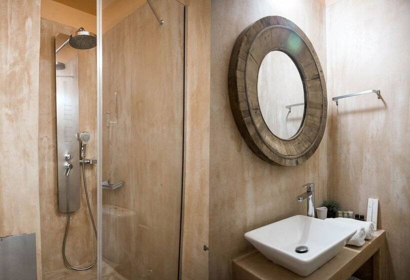 Отель Amymone And Adiandi