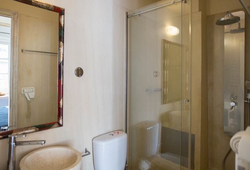 Отель Amymone And Adiandi