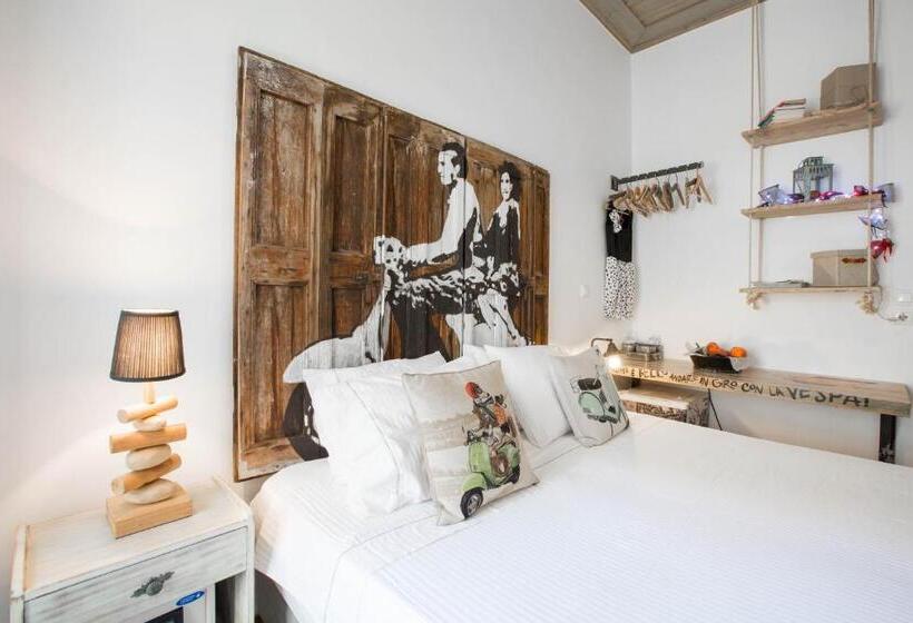 فندق Amymone And Adiandi