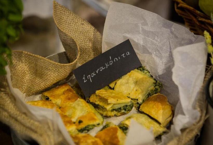 فندق Amymone And Adiandi