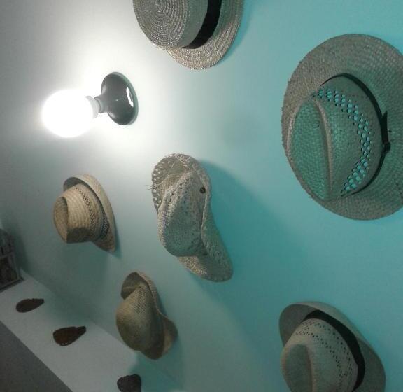 فندق Amymone And Adiandi