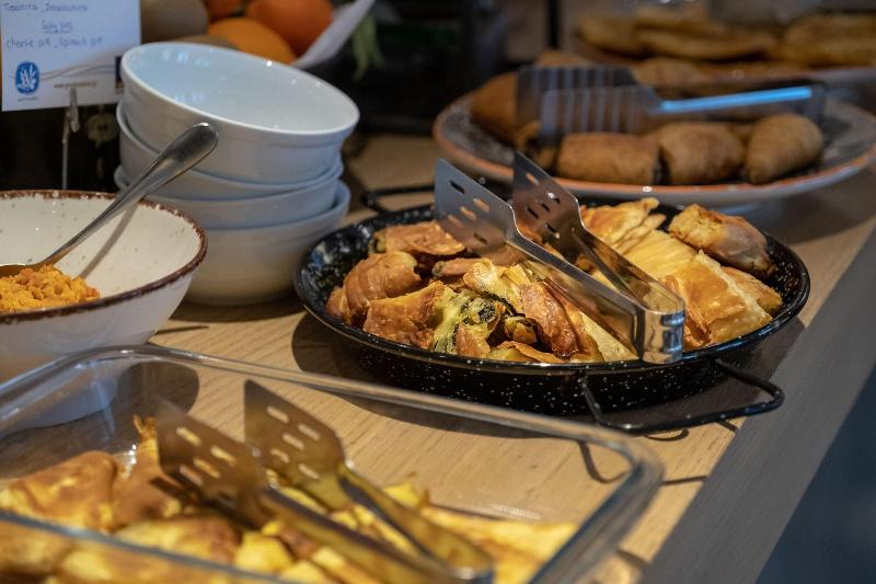 호텔 Amymone And Adiandi