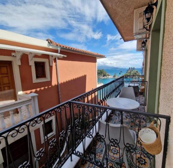 בית מלון כפרי Avra