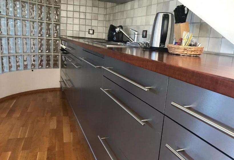 فندق Basta Apartmany