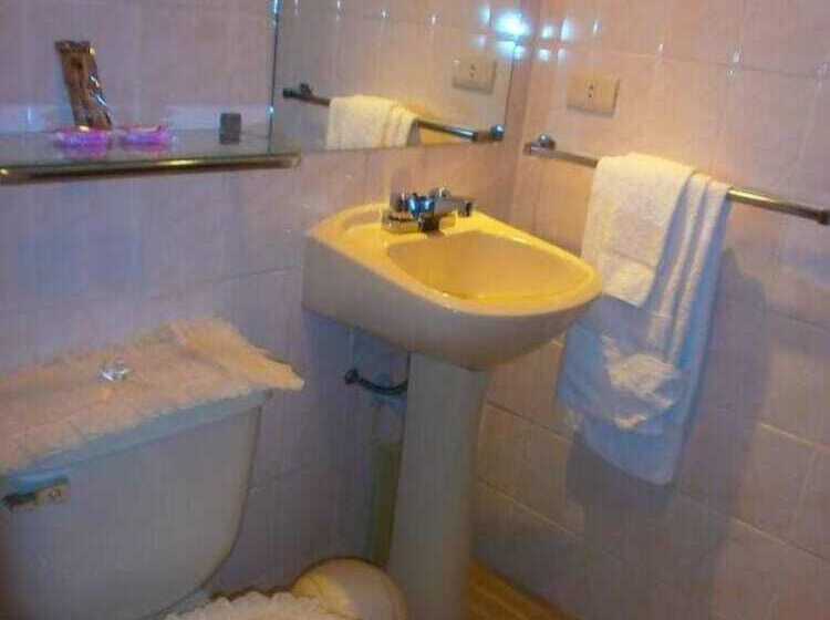 בית מלון כפרי Benavides