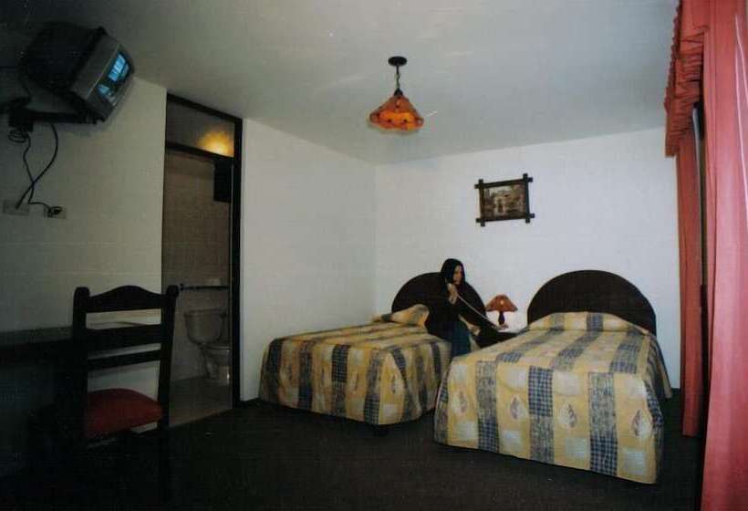 בית מלון כפרי Benavides