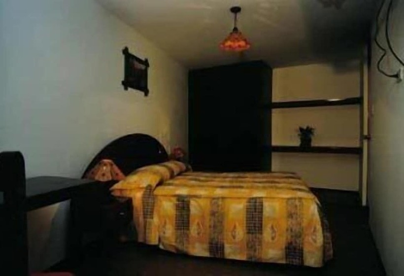 בית מלון כפרי Benavides